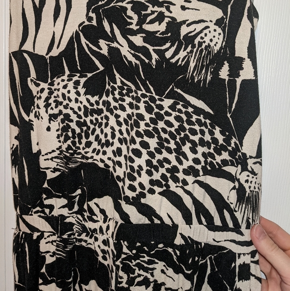 *LAST CHANCE* Animal print jumpsuit - Picture 4 of 9